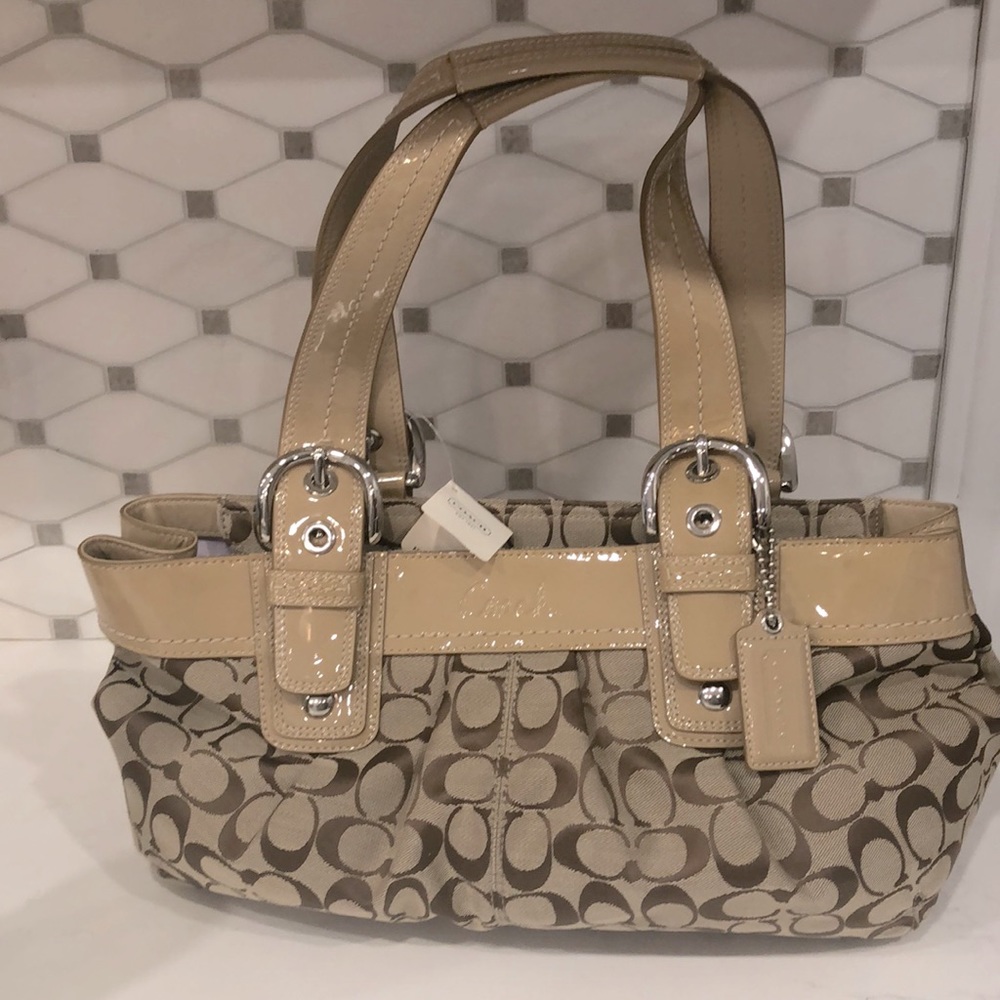 COACH shoulder bag tote - brand new with tags